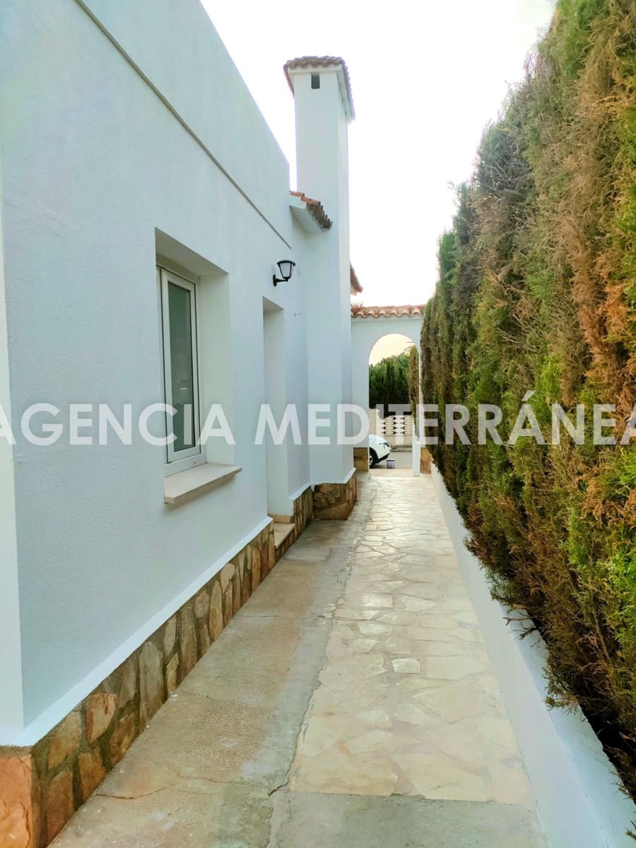 3 Zimmer Reihenhaus zu verkaufen in Denia mit Garage - 350.000 € (Ref: 10089811)
