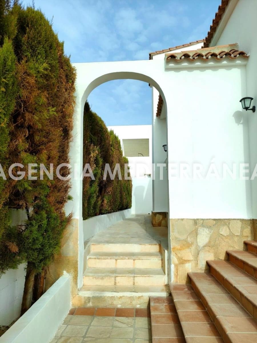3 Zimmer Reihenhaus zu verkaufen in Denia mit Garage - 350.000 € (Ref: 10089811)