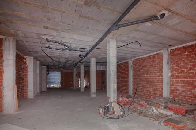Komercyjne na sprzedaż w Gandia - 123 000 € (Ref: 10094809)