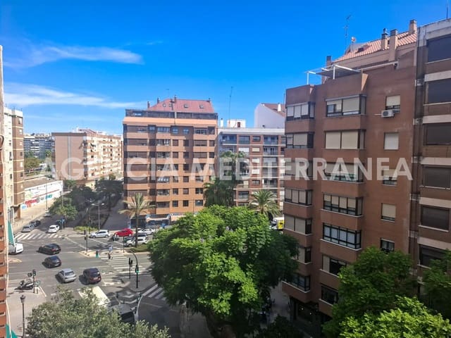 4 bedroom Flat for sale in Trinitat, Valencia city - € 348,000 (Ref: 10094810)