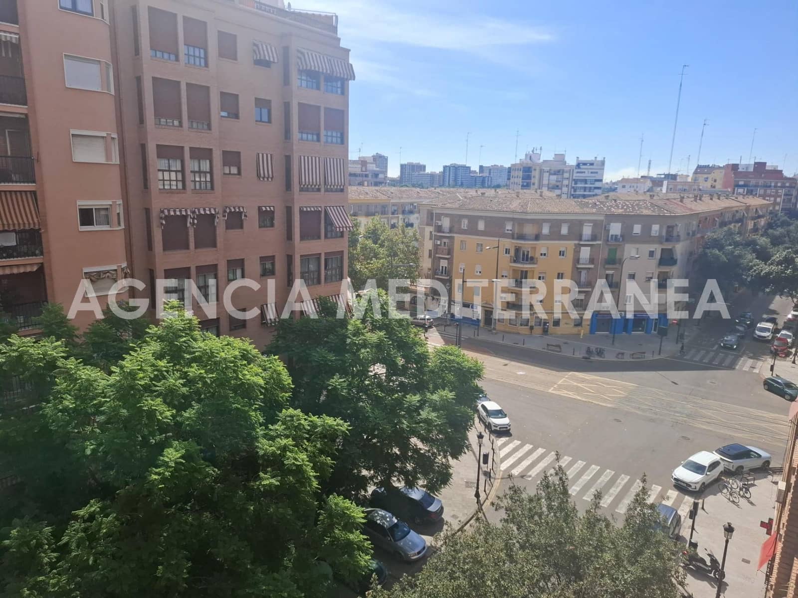 4 bedroom Flat for sale in Valencia city - € 348,000 (Ref: 10094810)