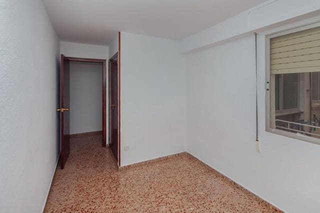 4 slaapkamer Flat te koop in Gandia - € 170.000 (Ref: 10094811)