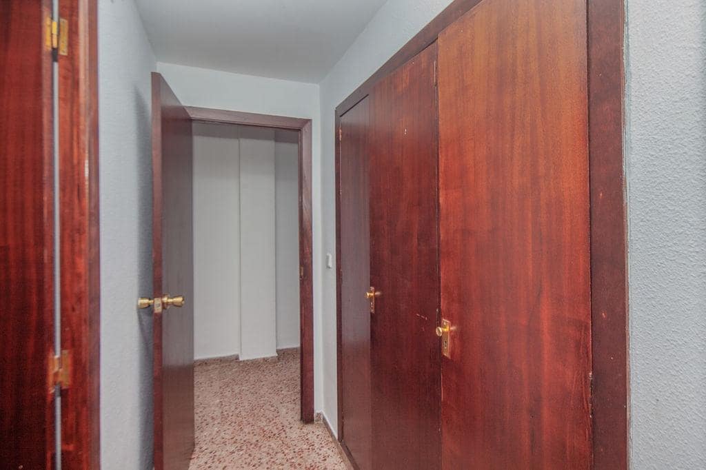 4 slaapkamer Flat te koop in Gandia - € 170.000 (Ref: 10094811)