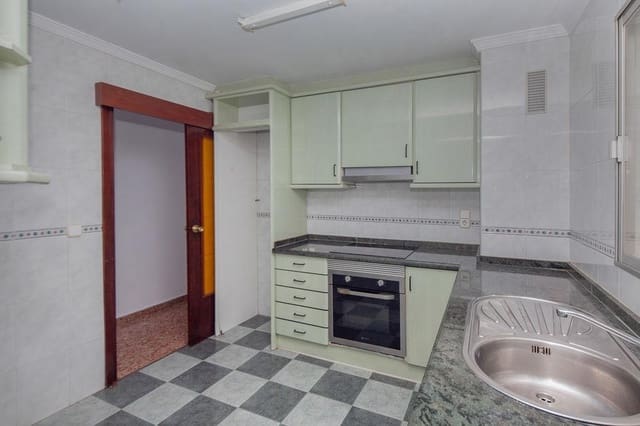 4 slaapkamer Flat te koop in Gandia - € 170.000 (Ref: 10094811)