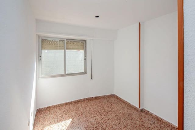 4 slaapkamer Flat te koop in Gandia - € 170.000 (Ref: 10094811)