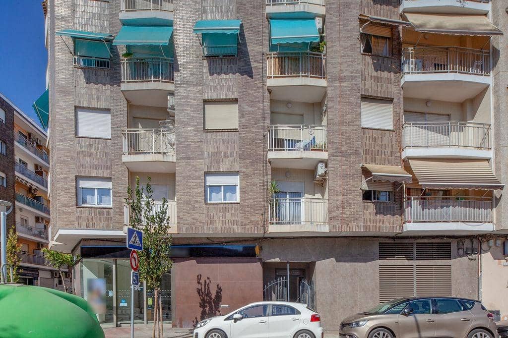 4 slaapkamer Flat te koop in Gandia - € 170.000 (Ref: 10094811)