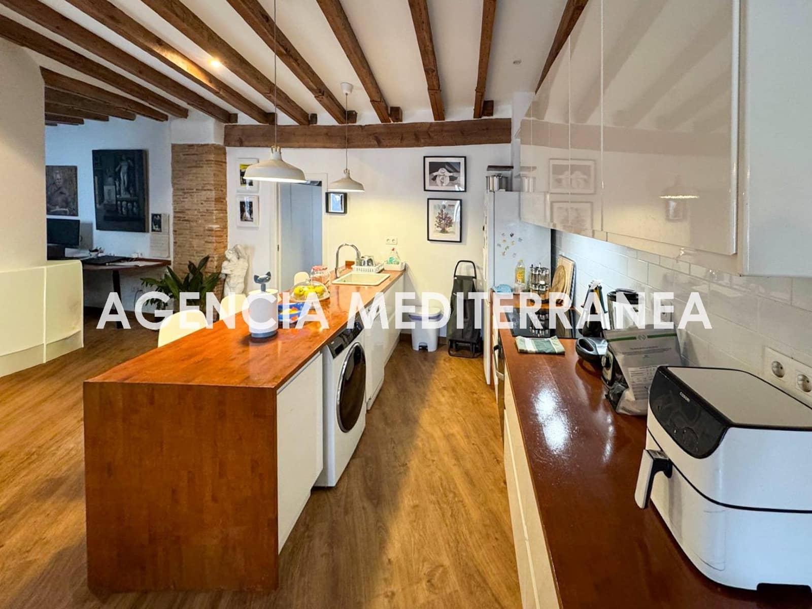 Piso de 1 habitación en València ciudad en venta - 390.000 € (Ref: 10100285)