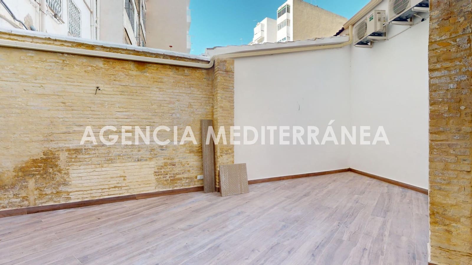 1 slaapkamer Flat te koop in Valencia stad - € 340.000 (Ref: 10100286)
