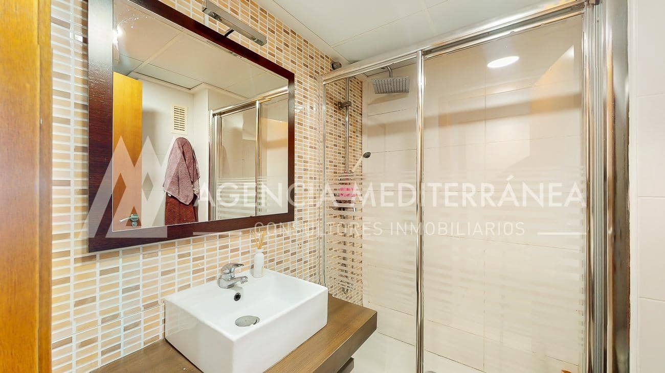 3 soveværelse Penthouse til leje i Alcasser - € 1.000 (Ref: 10115754)