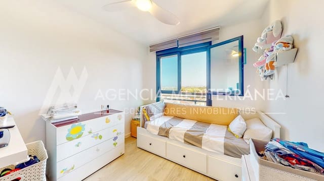 Penthouse de 3 chambres à louer à Alcàsser - 1 000 € (Ref: 10115754)