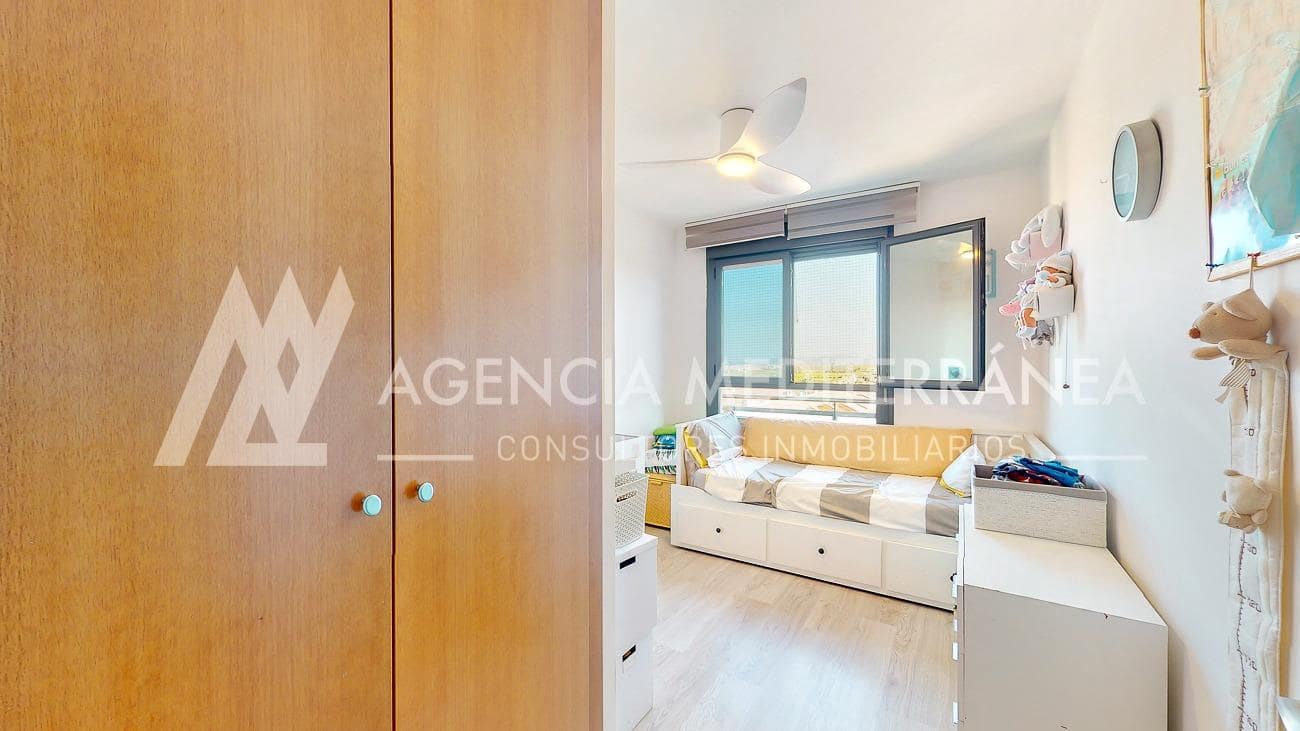 3 soveværelse Penthouse til leje i Alcasser - € 1.000 (Ref: 10115754)