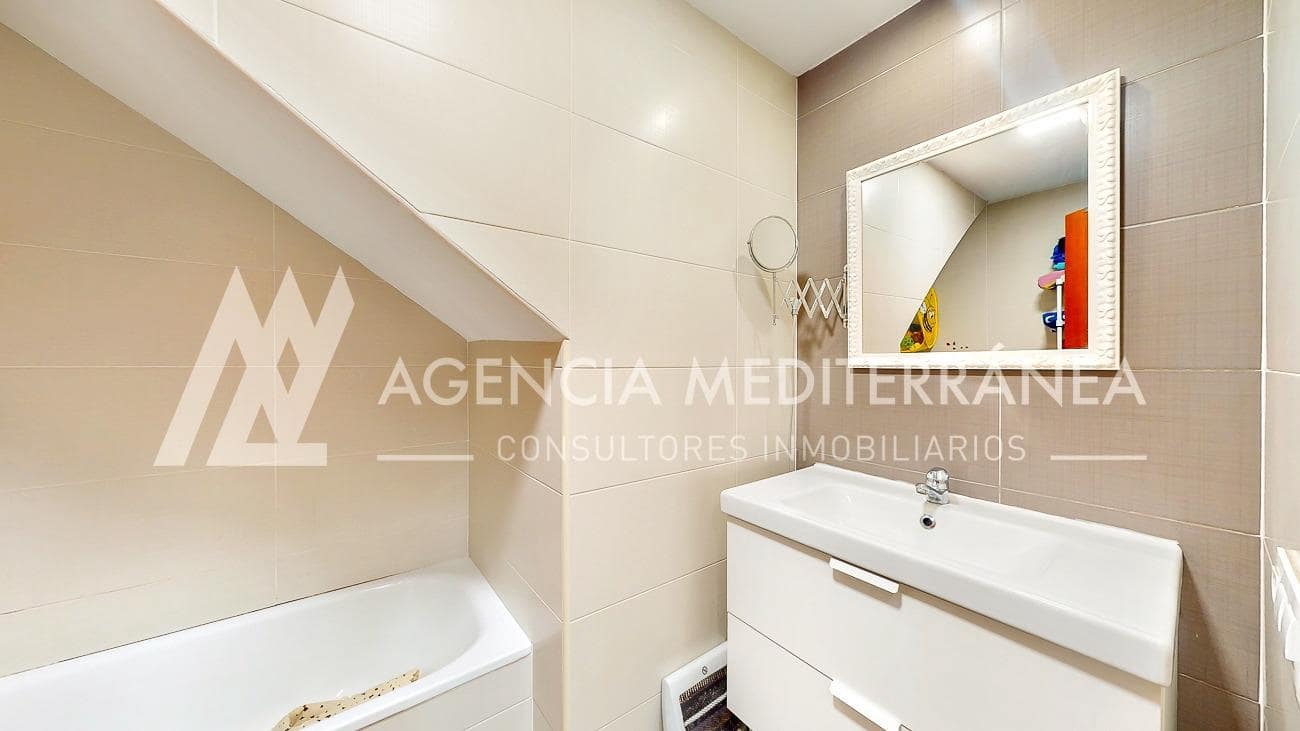 3 soveværelse Penthouse til leje i Alcasser - € 1.000 (Ref: 10115754)
