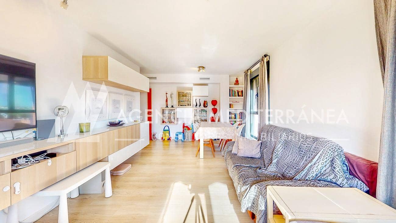 3 soveværelse Penthouse til leje i Alcasser - € 1.000 (Ref: 10115754)