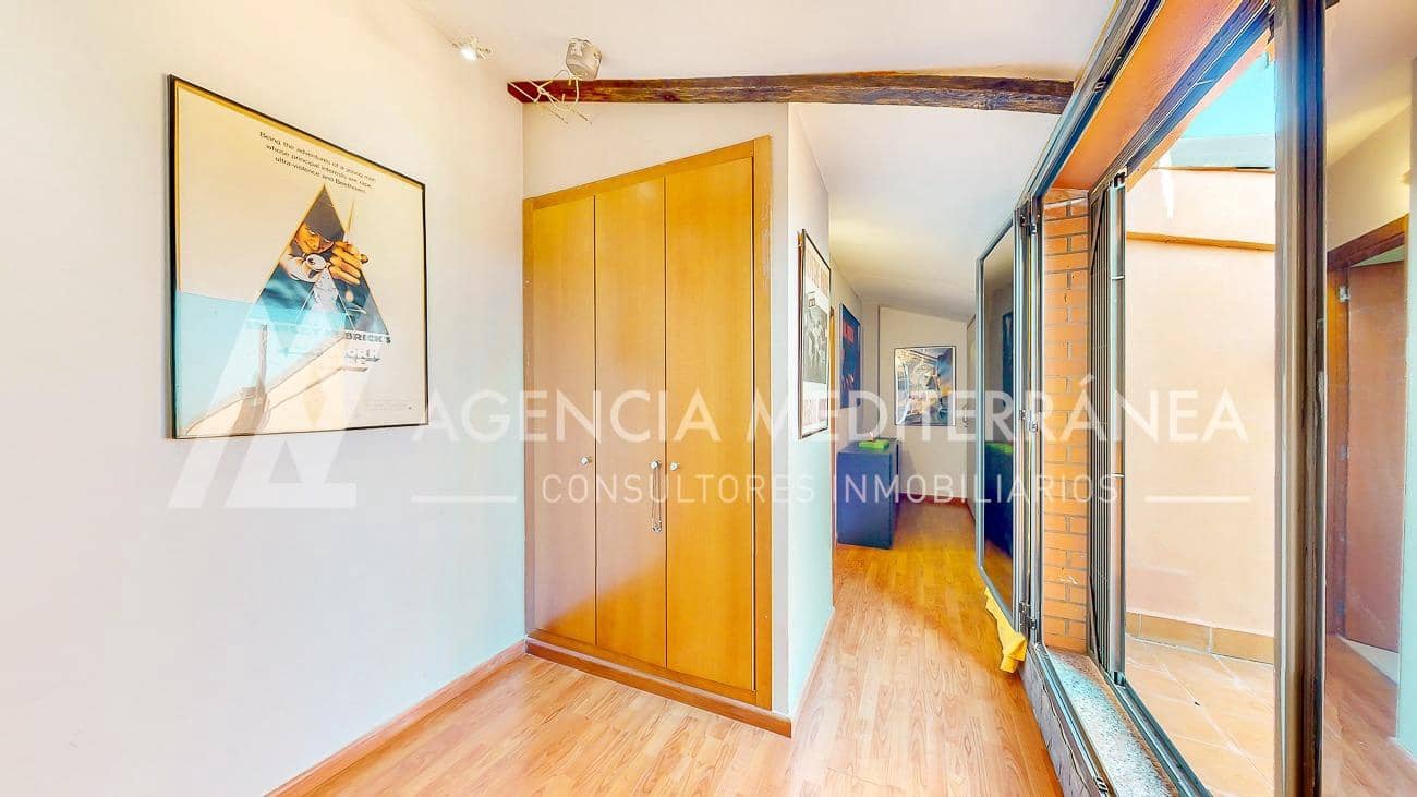 3 soveværelse Penthouse til leje i Alcasser - € 1.000 (Ref: 10115754)