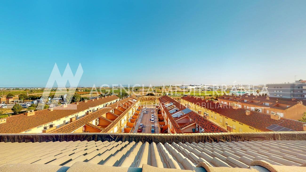 3 soveværelse Penthouse til leje i Alcasser - € 1.000 (Ref: 10115754)