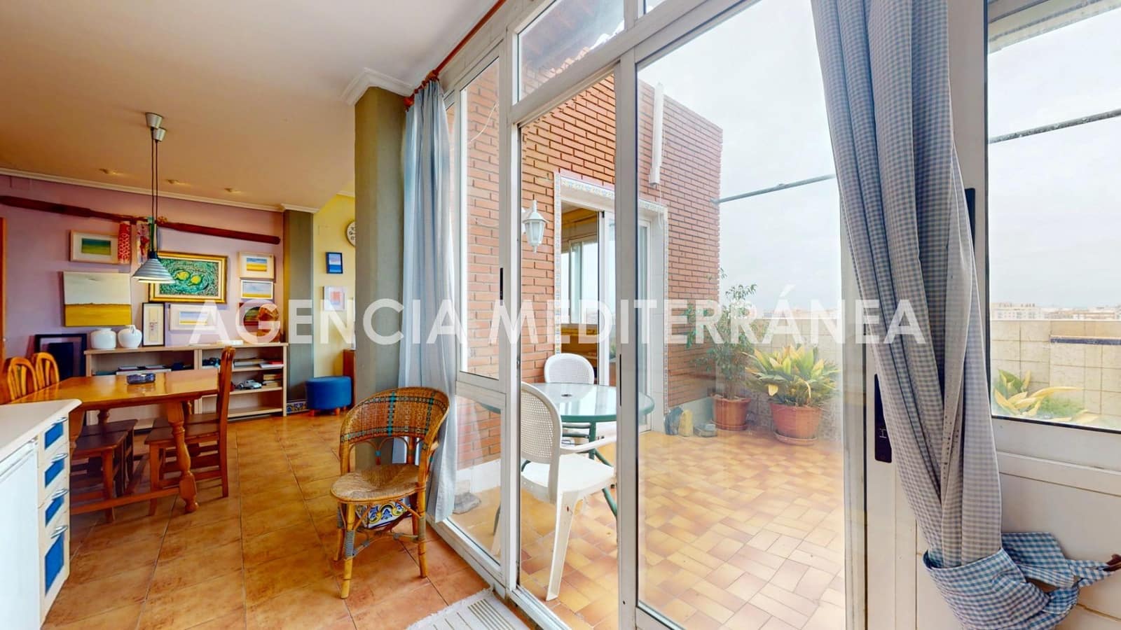 1 quarto Penthouse para venda em Valencia cidade - 379 000 € (Ref: 10129671)