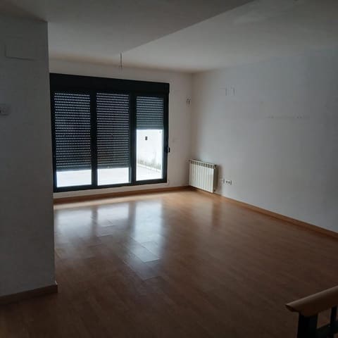 3 quarto Apartamento para venda em Tavernes de la Valldigna com piscina garagem - 177 000 € (Ref: 10131758)