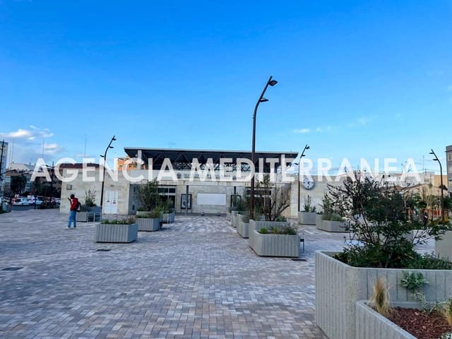 Erhverv til salg i L'Amistat, Valencia by - € 199.000 (Ref: 10136185)