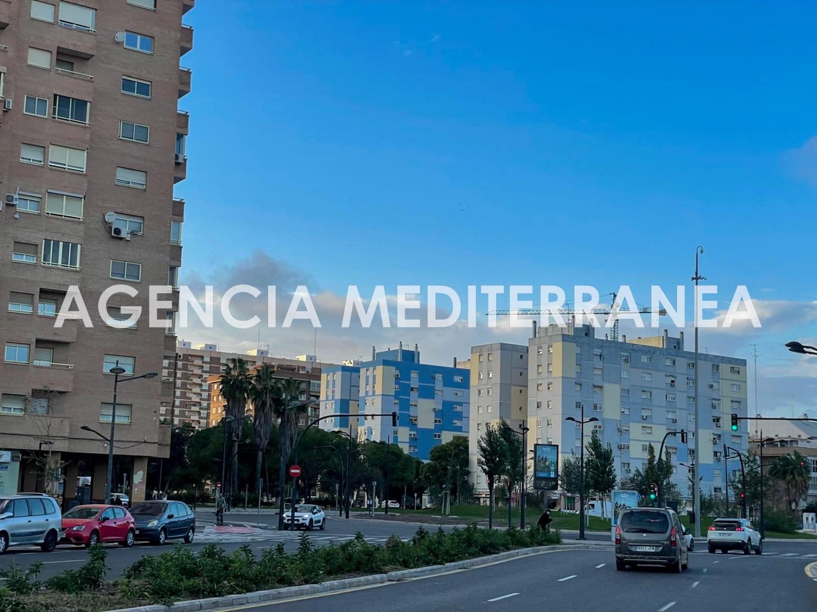 Commercial for sale in Valencia city - € 199,000 (Ref: 10136185)