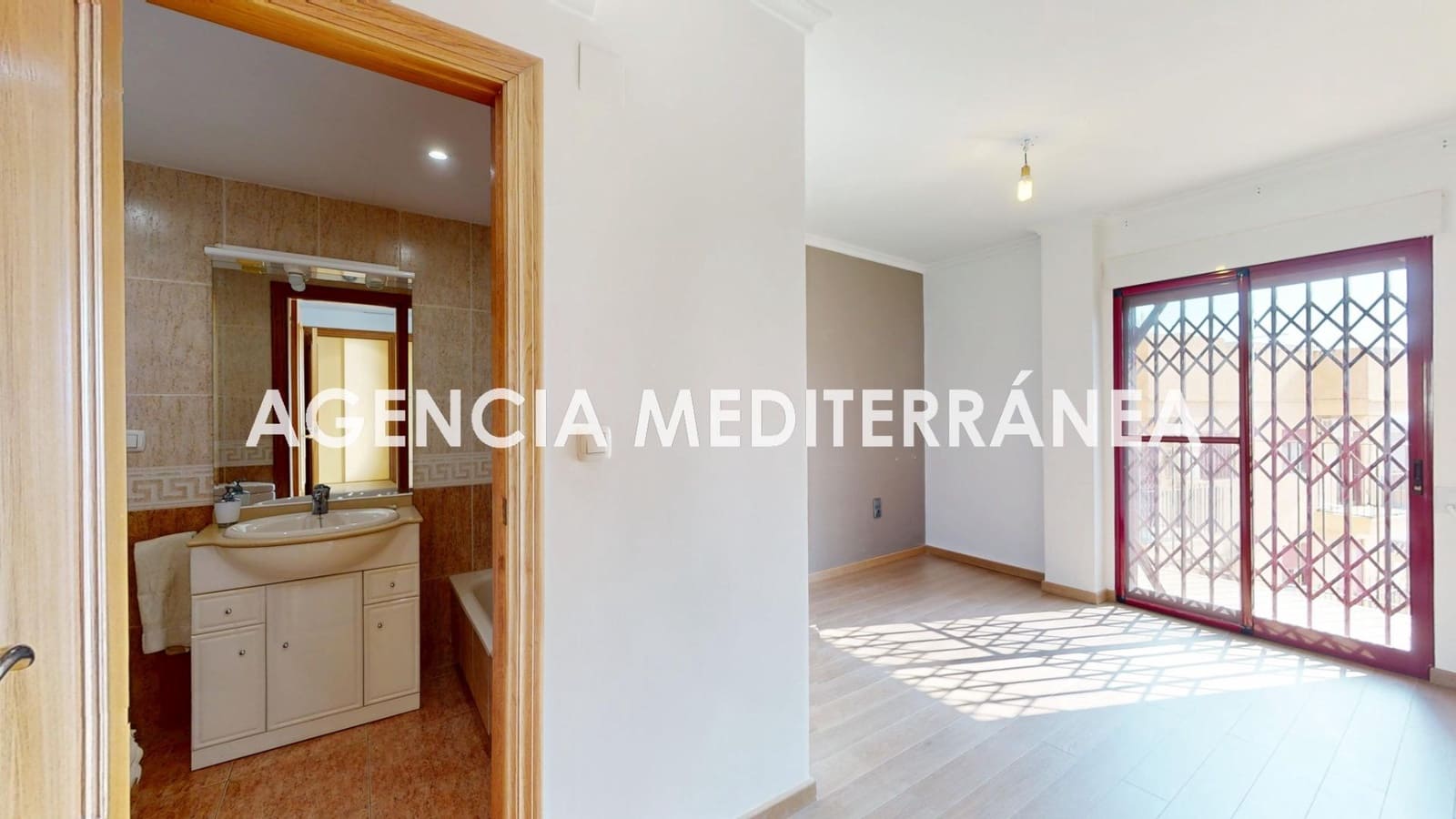 3 Zimmer Wohnung zu verkaufen in Picassent mit Garage - 235.000 € (Ref: 10136186)