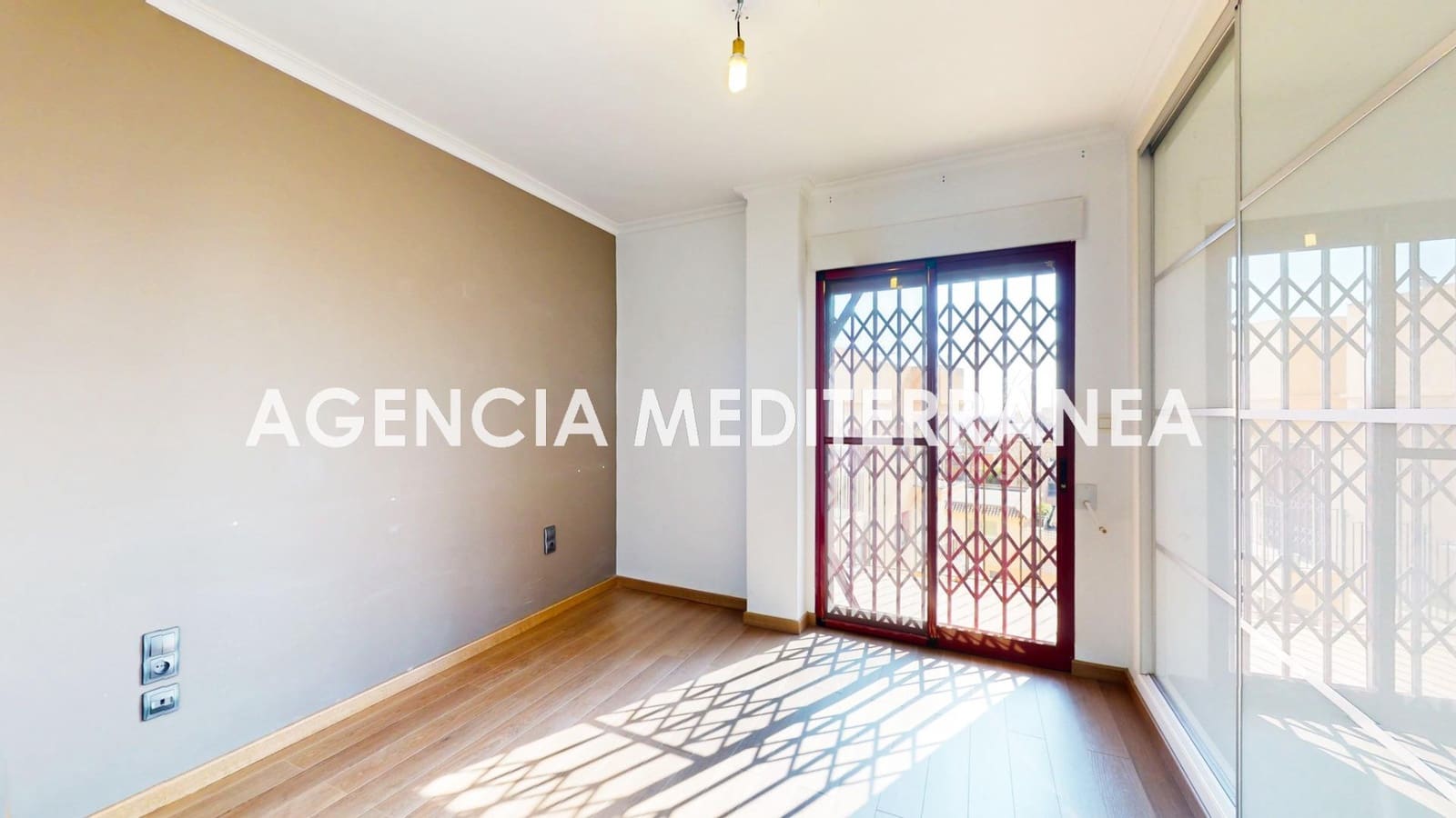 3 Zimmer Wohnung zu verkaufen in Picassent mit Garage - 235.000 € (Ref: 10136186)