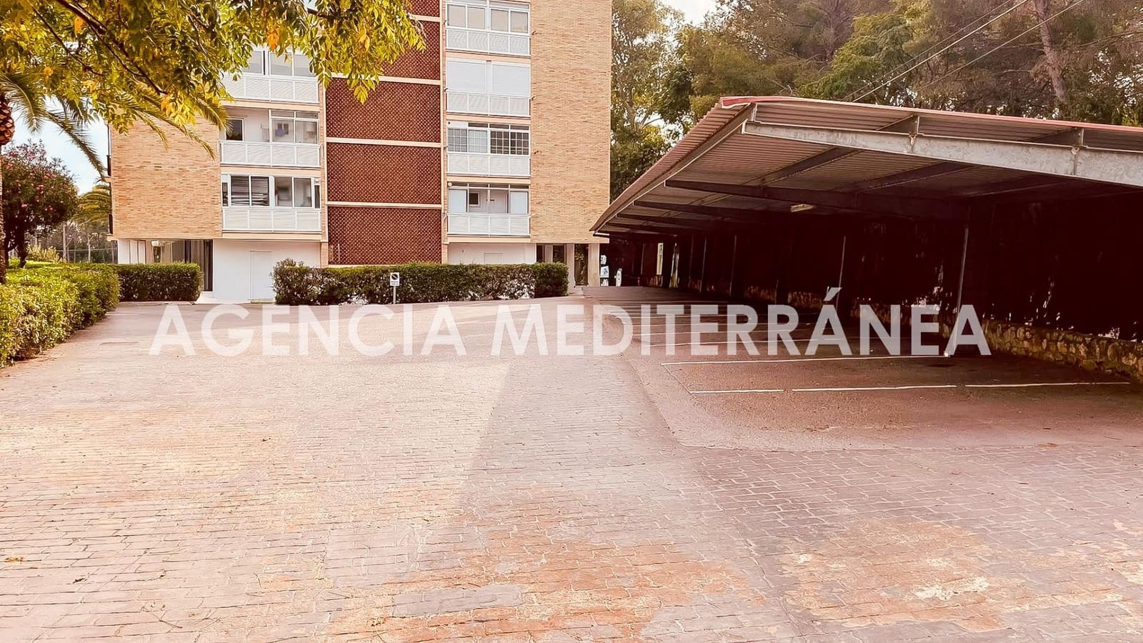 2 makuuhuone Huoneisto myytävänä paikassa Denia mukana uima-altaan 
autotalli - 360 000 € (Ref: 10139817)