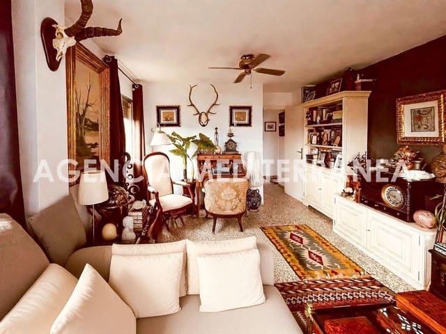 2 soverom Leilighet til salgs i Dénia med svømmebasseng garasje - € 360 000 (Ref: 10139817)
