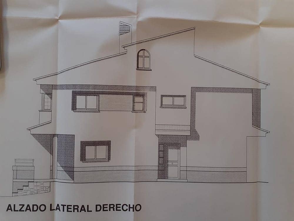 3 bedroom Flat for sale in Valencia city - € 175,000 (Ref: 10142474)