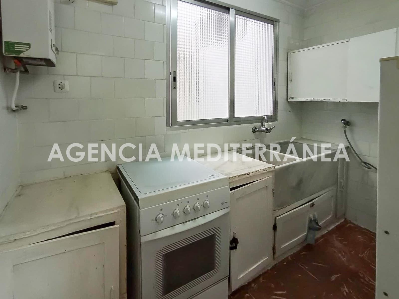 3 bedroom Flat for sale in Valencia city - € 175,000 (Ref: 10142474)