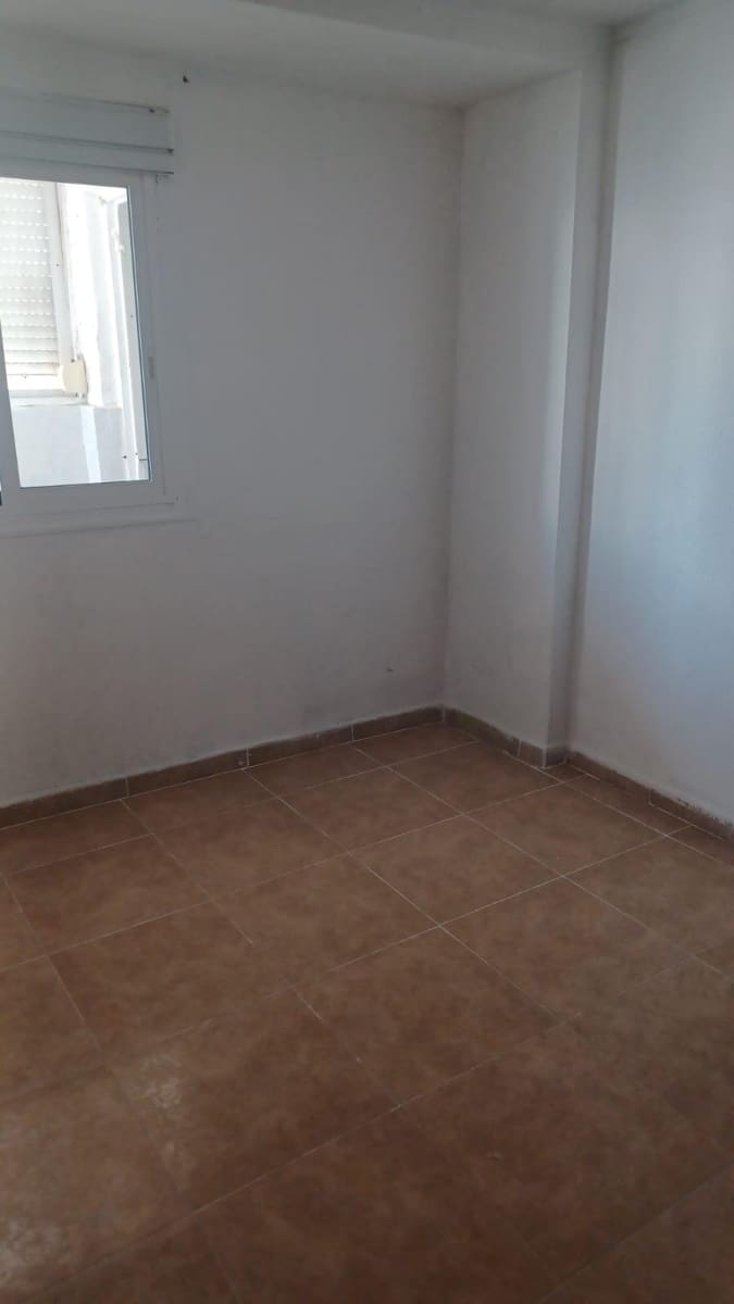 2 slaapkamer Flat te koop in Gandia - € 68.000 (Ref: 10142475)