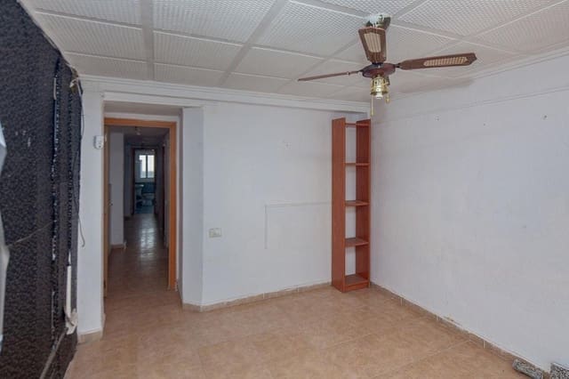2 slaapkamer Flat te koop in Gandia - € 68.000 (Ref: 10142475)