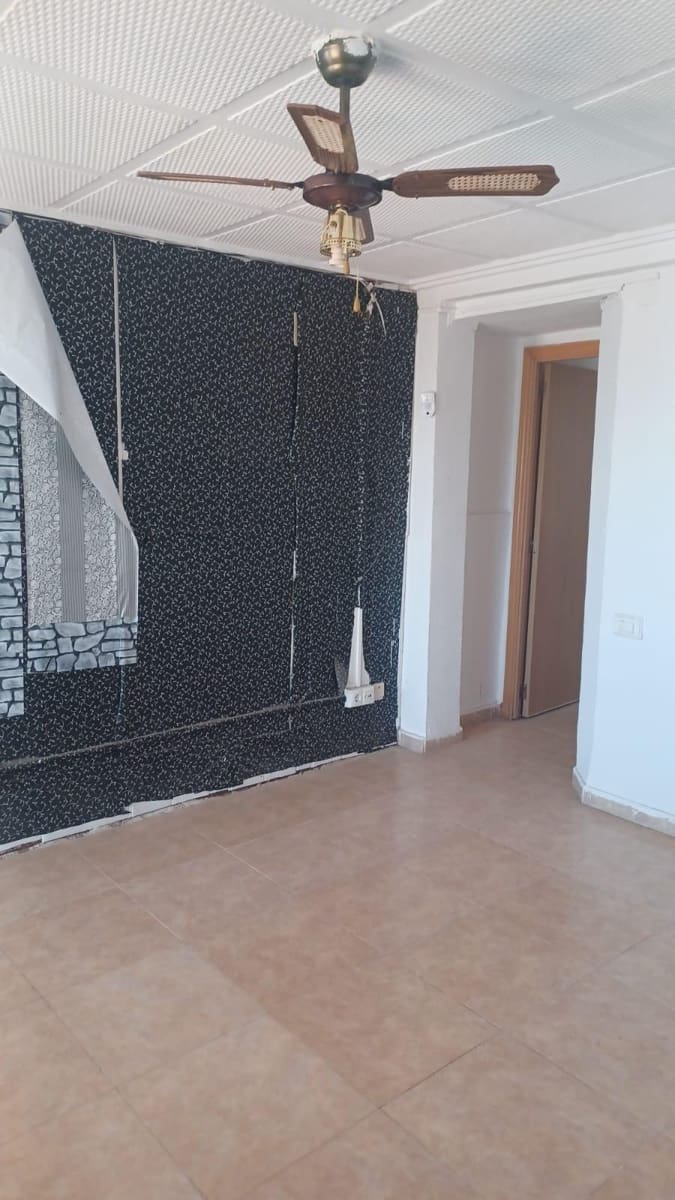 2 slaapkamer Flat te koop in Gandia - € 68.000 (Ref: 10142475)