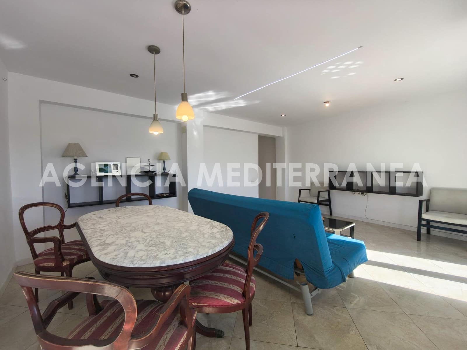 Piso de 2 habitaciones en València ciudad en alquiler - 1.200 € (Ref: 10155361)