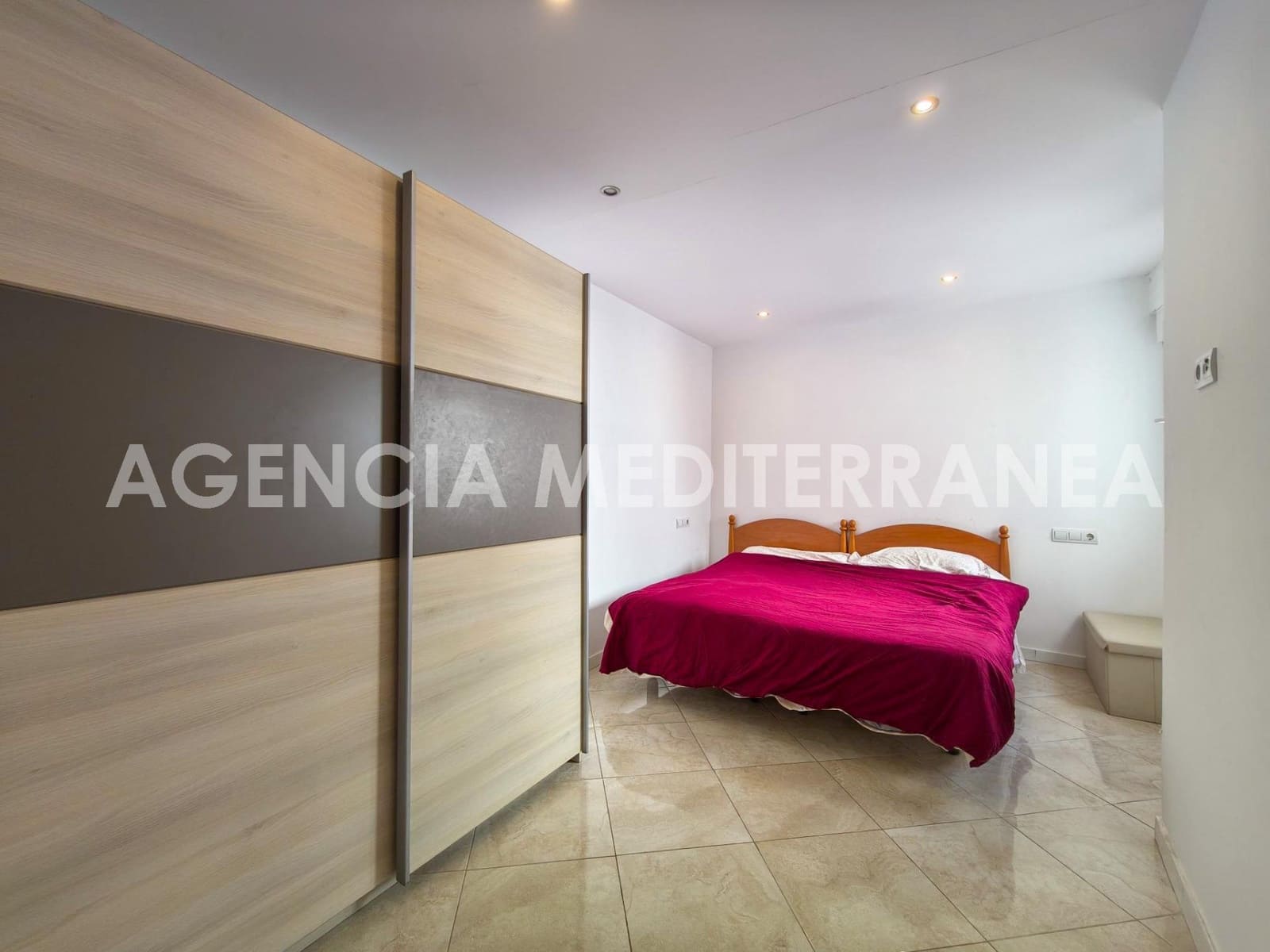 Piso de 2 habitaciones en València ciudad en alquiler - 1.200 € (Ref: 10155361)