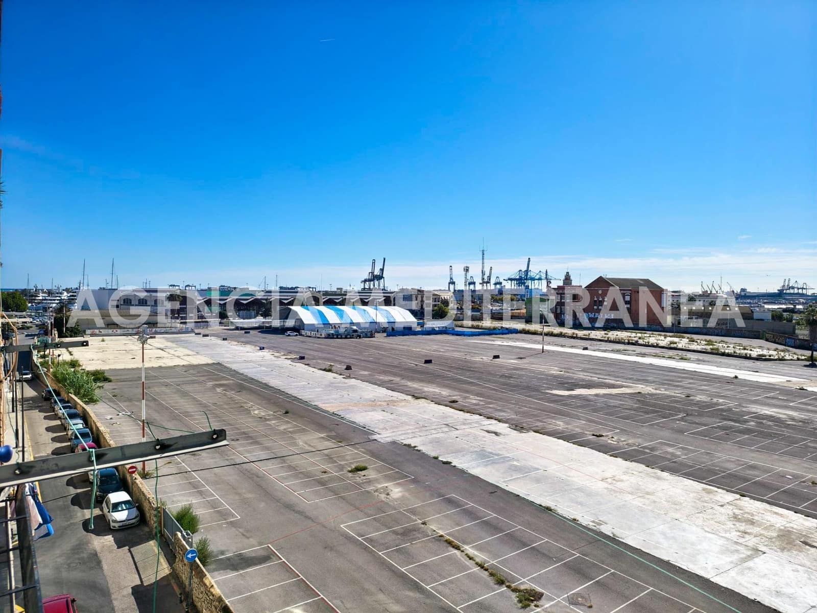 Piso de 2 habitaciones en València ciudad en alquiler - 1.200 € (Ref: 10155361)
