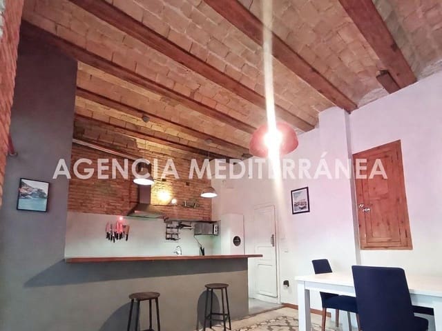 2 bedroom Apartment for rent in Russafa, Valencia city - € 1,400 (Ref: 10159820)
