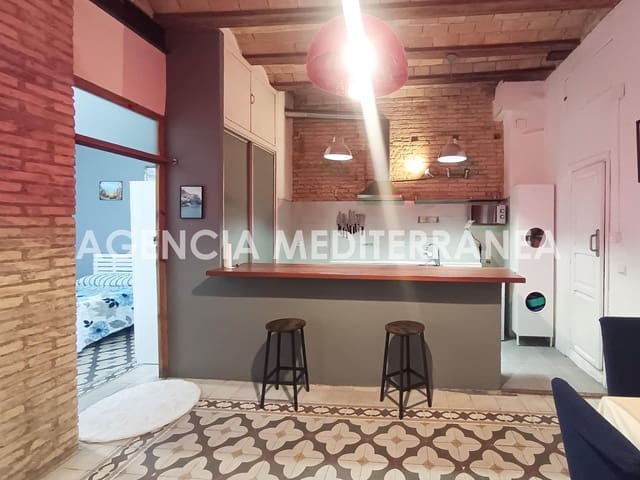 2 bedroom Apartment for rent in Russafa, Valencia city - € 1,400 (Ref: 10159820)