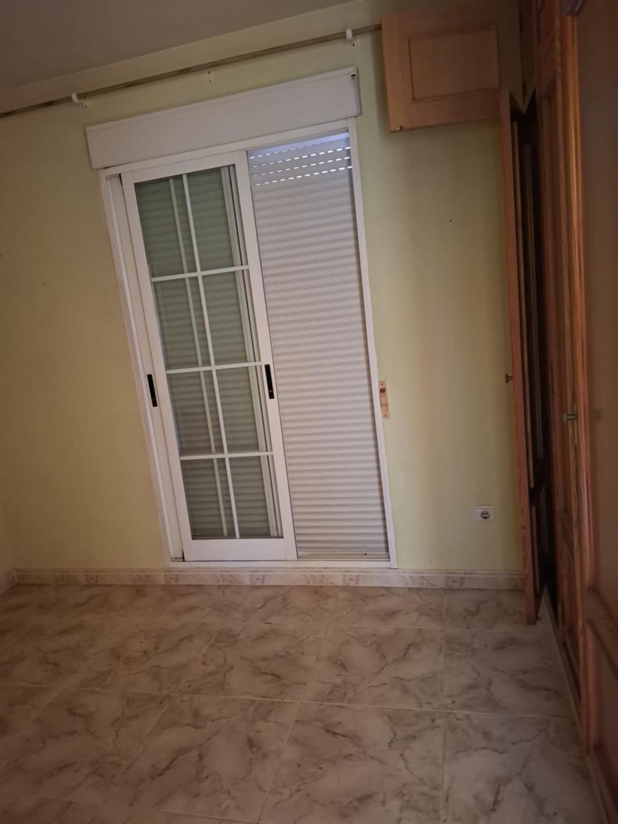 4 bedroom Apartment for sale in Gandia with pool garage - € 399,000 (Ref: 10159822)