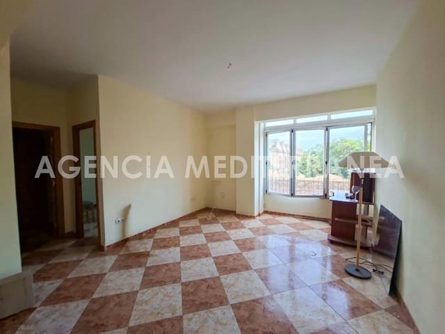 3 bedroom Flat for sale in L'Hort de Senabre, Valencia city - € 220,000 (Ref: 10161590)