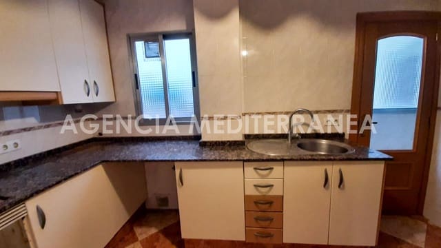 3 bedroom Flat for sale in L'Hort de Senabre, Valencia city - € 220,000 (Ref: 10161590)
