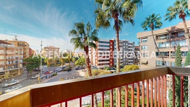 4 soveværelse Lejlighed til salg i Camins al Grau, Valencia by med garage - € 419.000 (Ref: 10161591)