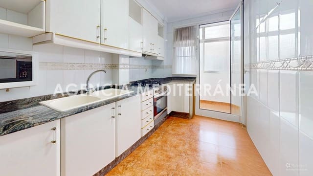 4 soverom Leilighet til salgs i Aiora, Valencia by med garasje - € 399 000 (Ref: 10161591)