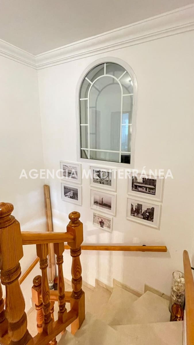 5 soveværelse Villa til salg i La Canada med swimmingpool garage - € 700.000 (Ref: 10165141)