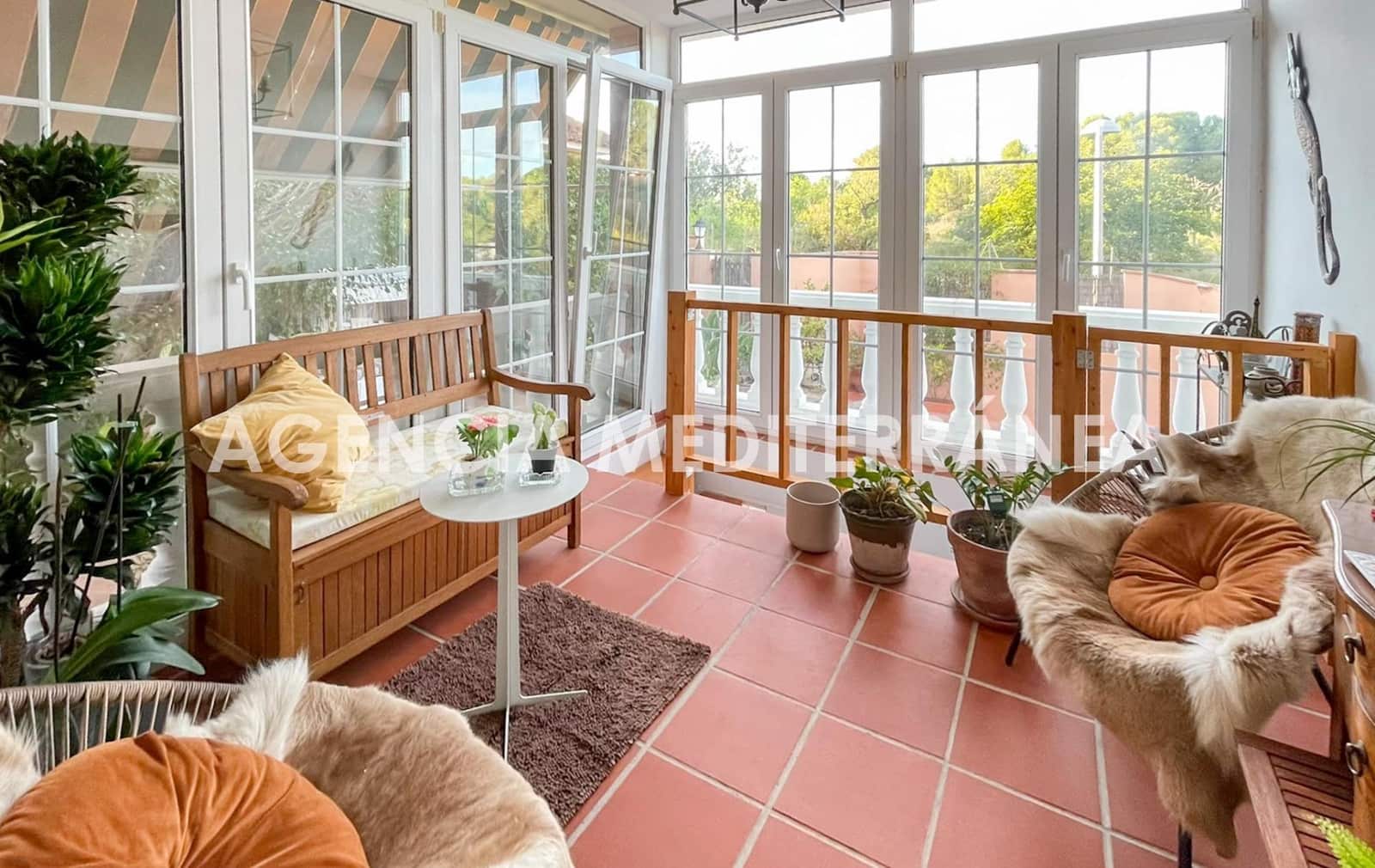 5 soveværelse Villa til salg i La Canada med swimmingpool garage - € 700.000 (Ref: 10165141)