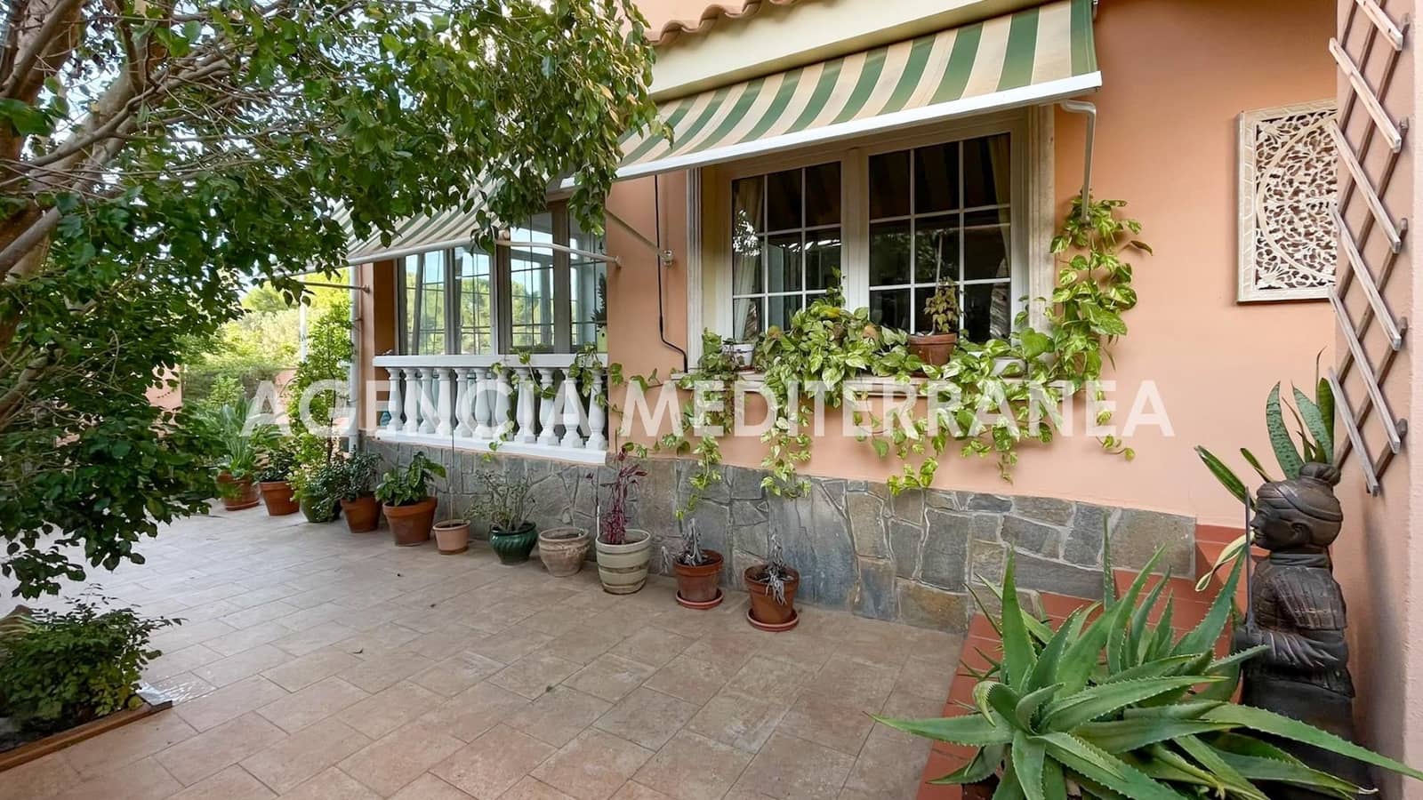 5 soveværelse Villa til salg i La Canada med swimmingpool garage - € 700.000 (Ref: 10165141)