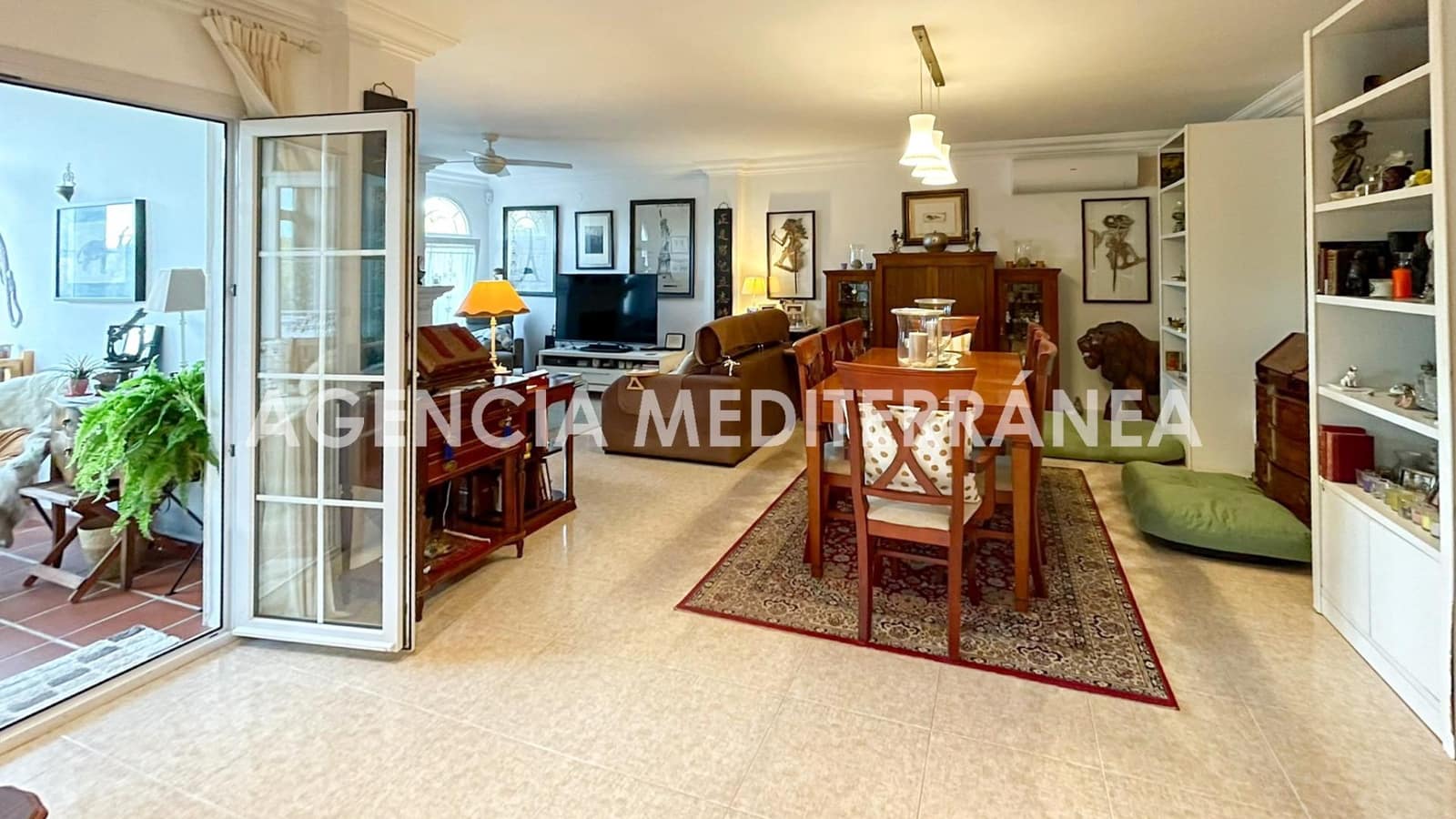 5 soveværelse Villa til salg i La Canada med swimmingpool garage - € 700.000 (Ref: 10165141)