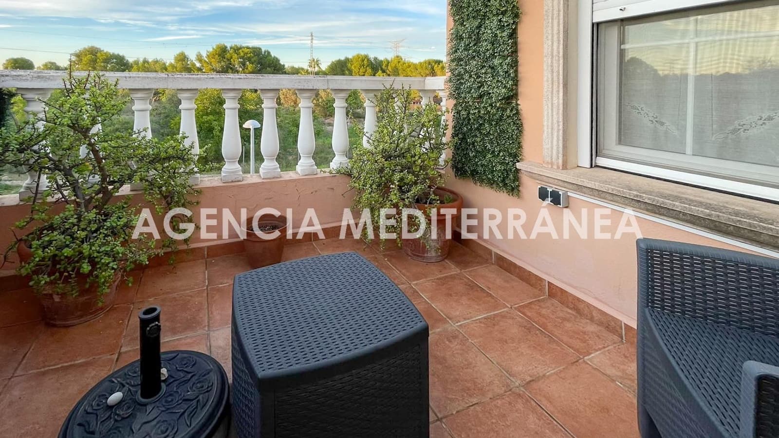 5 soveværelse Villa til salg i La Canada med swimmingpool garage - € 700.000 (Ref: 10165141)