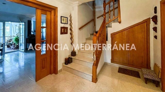 5 soveværelse Villa til salg i La Cañada, Paterna med swimmingpool garage - € 700.000 (Ref: 10165141)