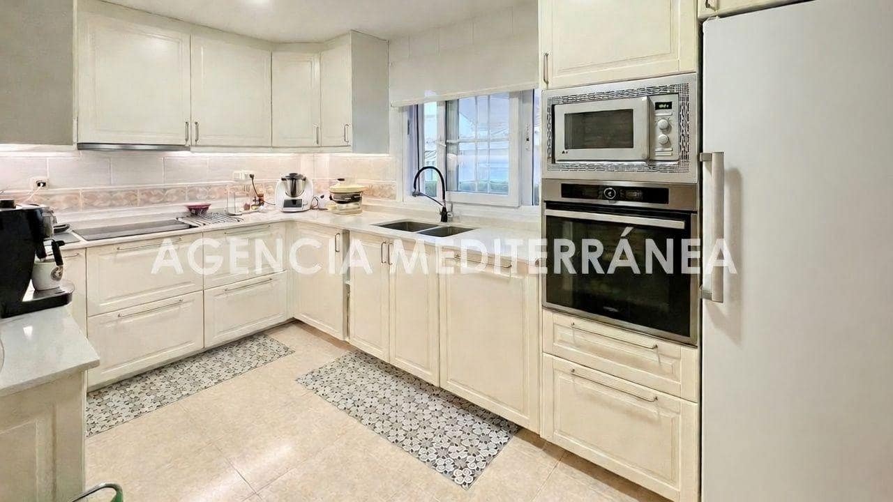 5 soveværelse Villa til salg i La Canada med swimmingpool garage - € 700.000 (Ref: 10165141)
