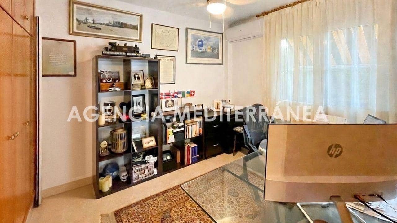 5 soveværelse Villa til salg i La Canada med swimmingpool garage - € 700.000 (Ref: 10165141)